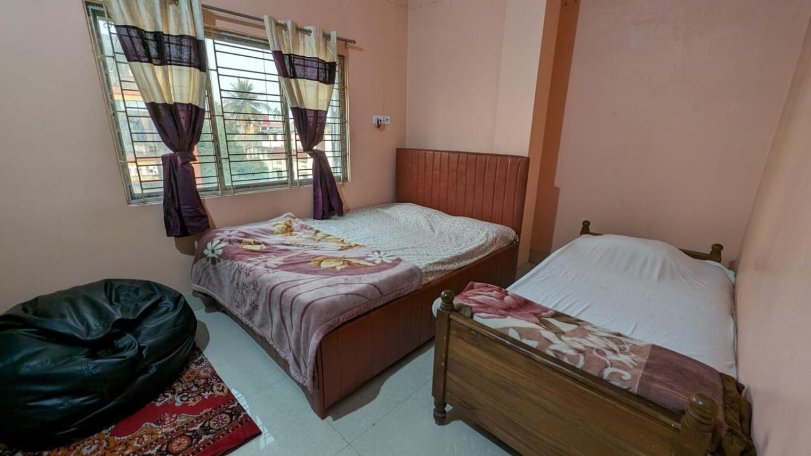 Veda Homestay Agartala Buitenkant foto